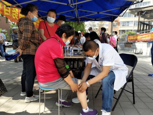 心系群眾辦實事 自立社區(qū)開展公益服務，科技惠民為居民數(shù)據(jù)保駕護航